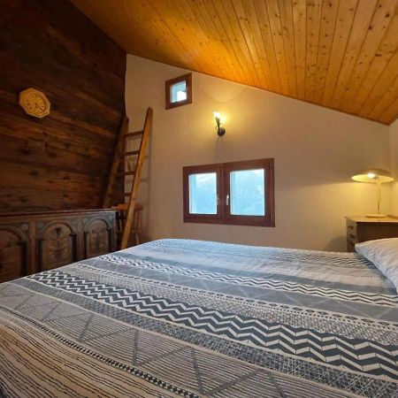 Santorini By Quokka 360 - Blue Curtains In The Alps Apartment Anzonico Bagian luar foto