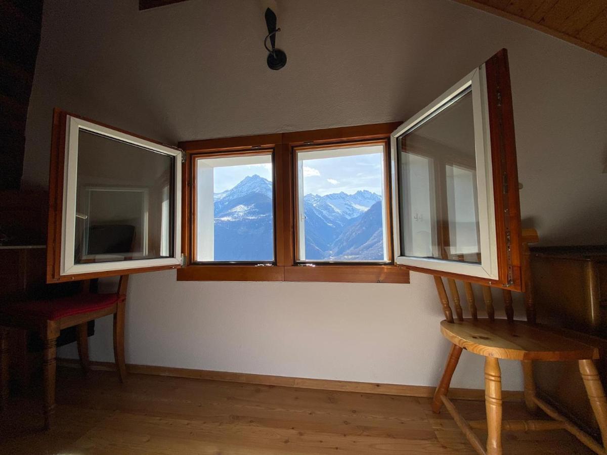 Santorini By Quokka 360 - Blue Curtains In The Alps Apartment Anzonico Bagian luar foto